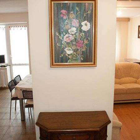 Apartment On Akademika Lazarenka 48A Lwów Zewnętrze zdjęcie